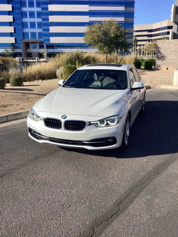 2017 BMW 3 Series 330i Sedan RWD