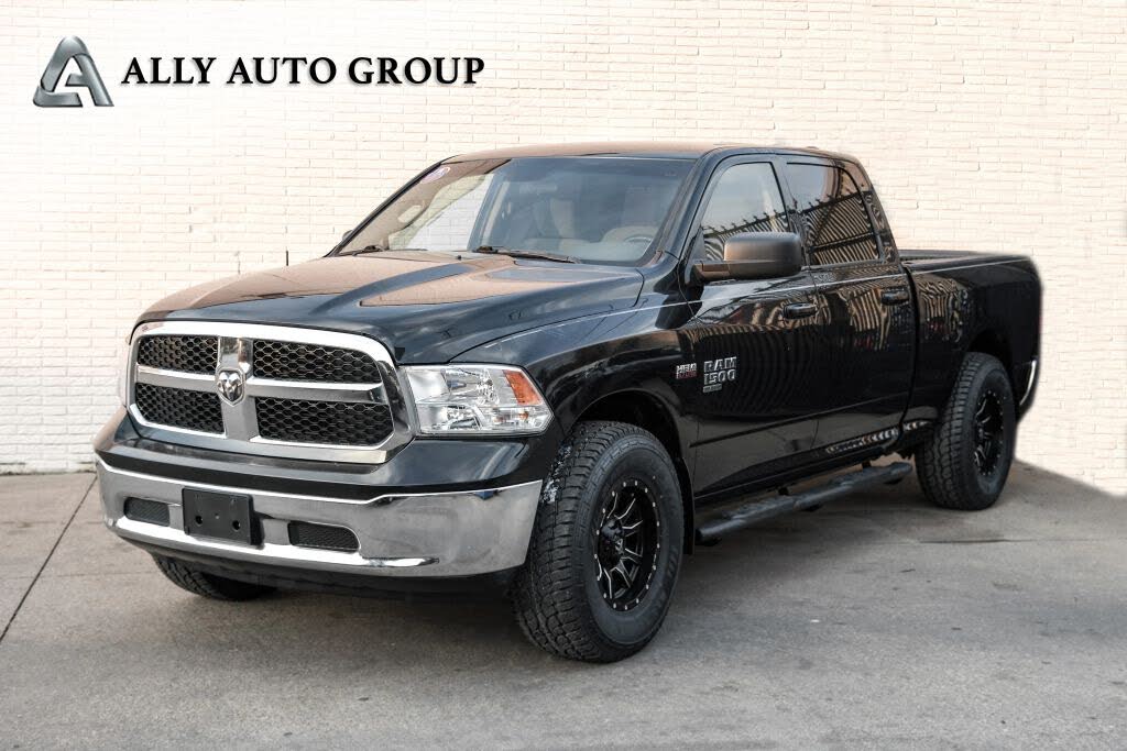 2019 RAM 1500 Classic SLT Crew Cab 4WD