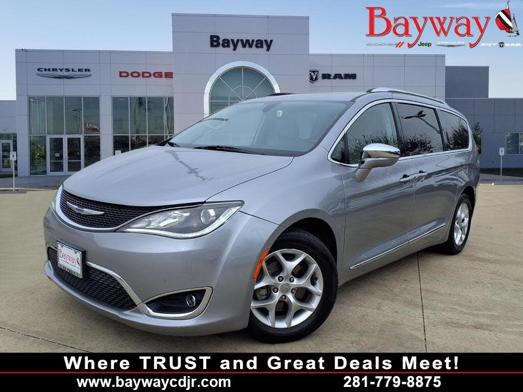 2020 Chrysler Pacifica Limited FWD