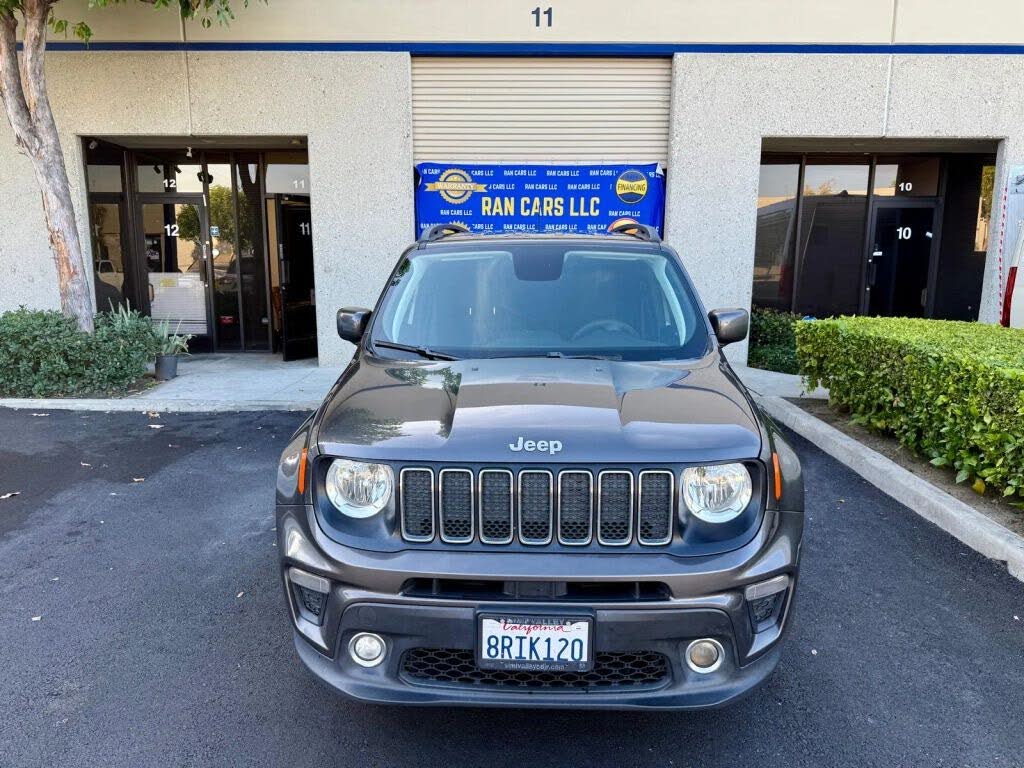 2020 Jeep Renegade Latitude FWD