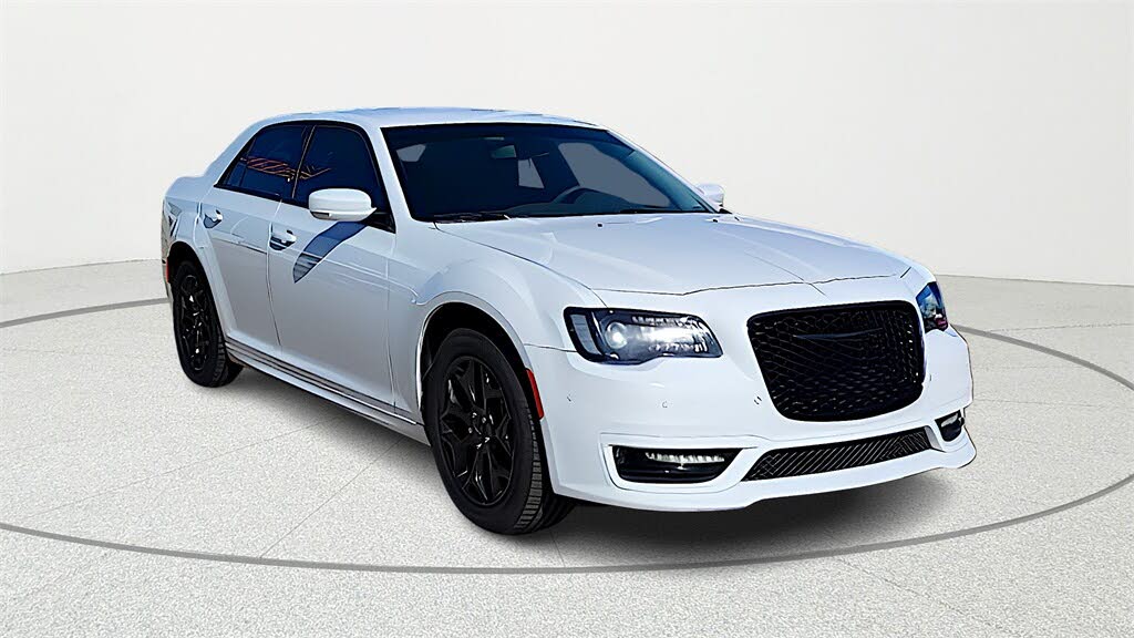 2022 Chrysler 300 Touring L AWD