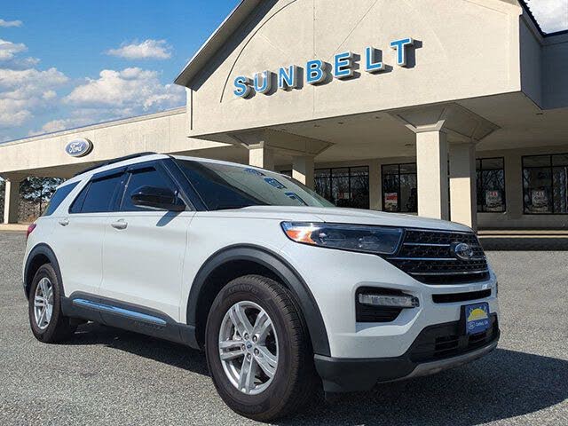 2023 Ford Explorer XLT RWD
