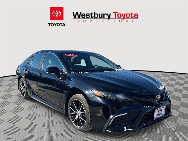 2023 Toyota Camry SE AWD