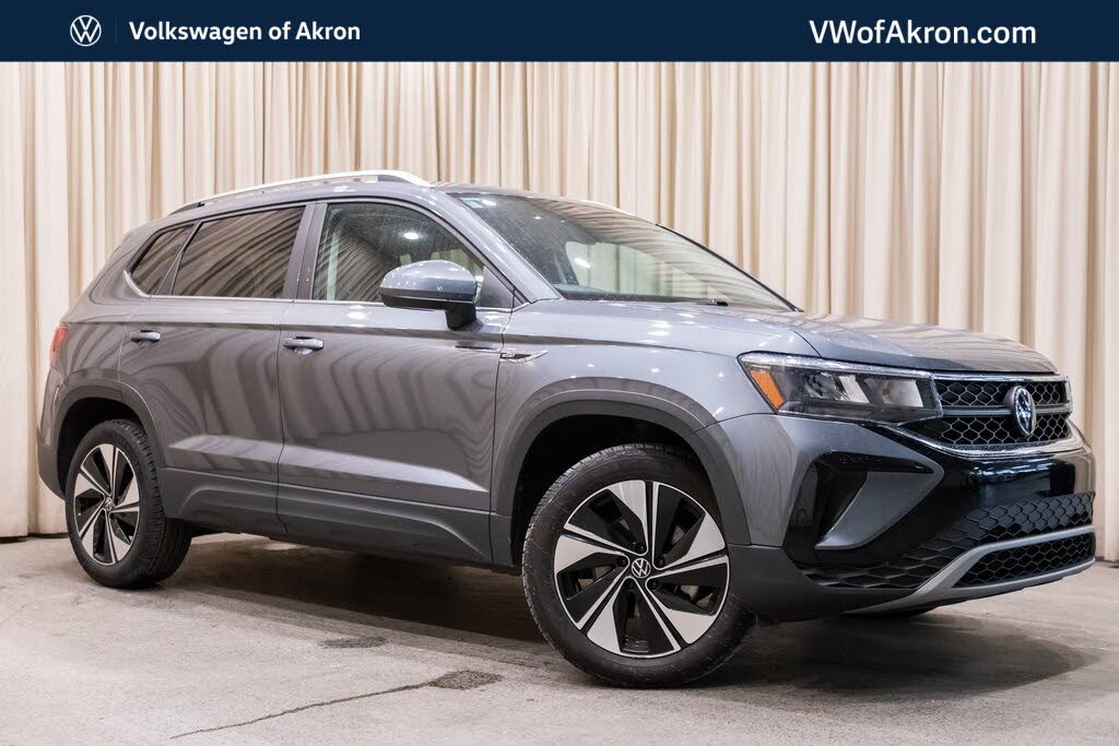 2024 Volkswagen Taos SE 4Motion