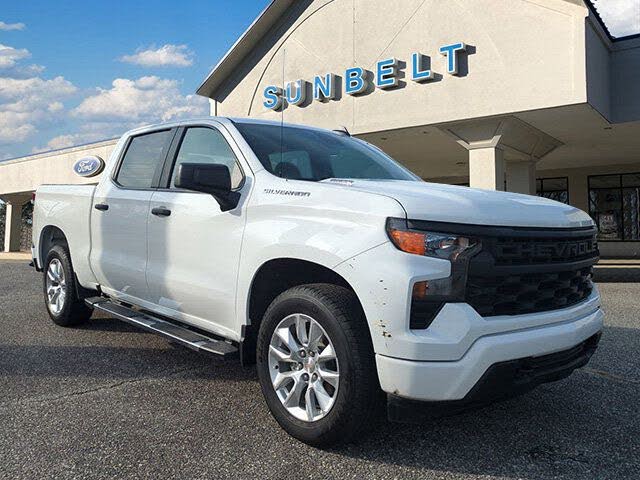 2025 Chevrolet Silverado 1500 Custom Crew Cab RWD