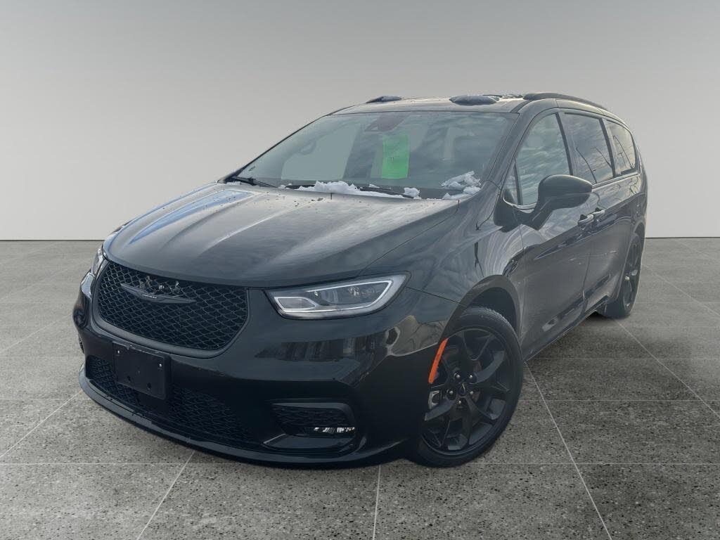 2025 Chrysler Pacifica Limited FWD