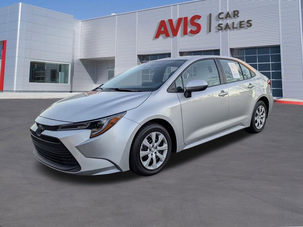 2025 Toyota Corolla LE FWD