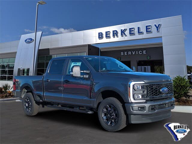2026 Ford F-250 Super Duty XL Crew Cab 4WD