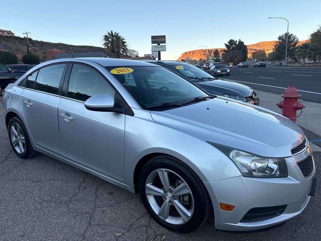2012 Chevrolet Cruze 2LT Sedan FWD
