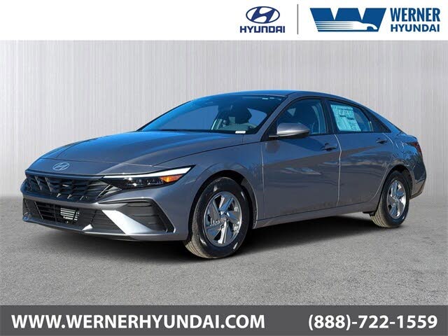 2026 Hyundai Elantra SE FWD