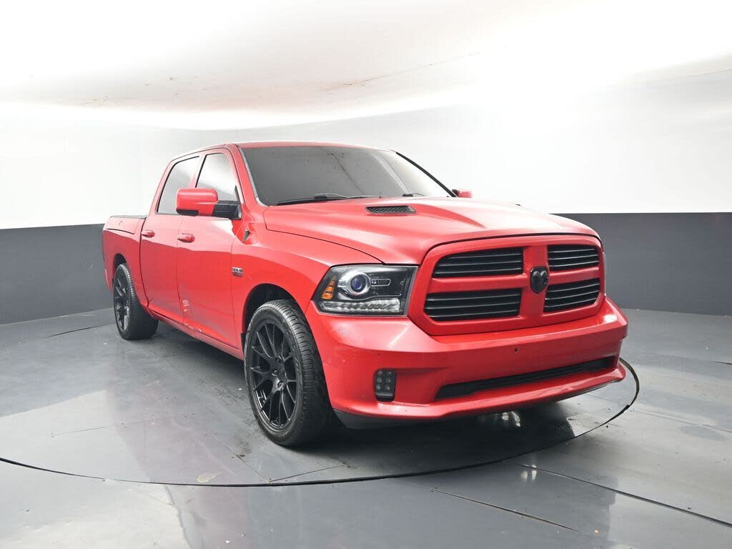 2017 RAM 1500 Sport Crew Cab RWD