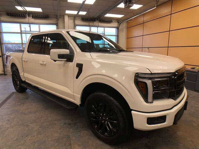 2025 Ford F-150 Lariat SuperCrew 4WD