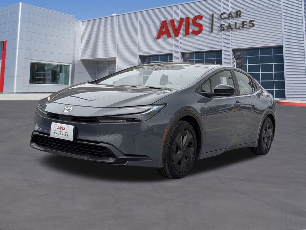 2025 Toyota Prius LE FWD