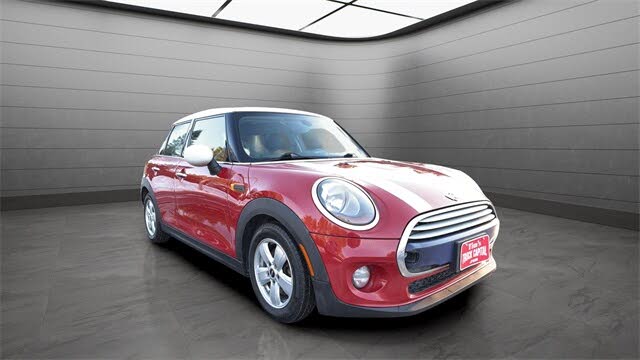 2015 MINI Cooper 4-Door Hatchback FWD