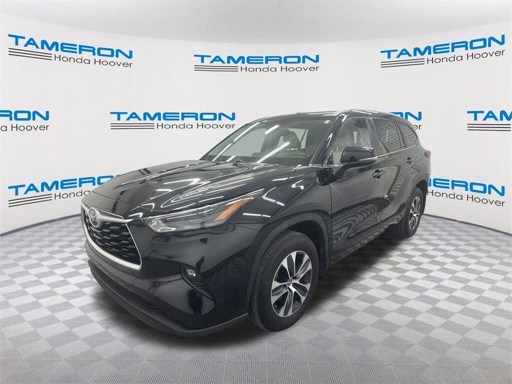 2023 Toyota Highlander XLE AWD