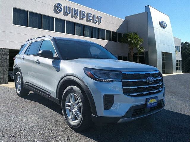 2026 Ford Explorer Active RWD