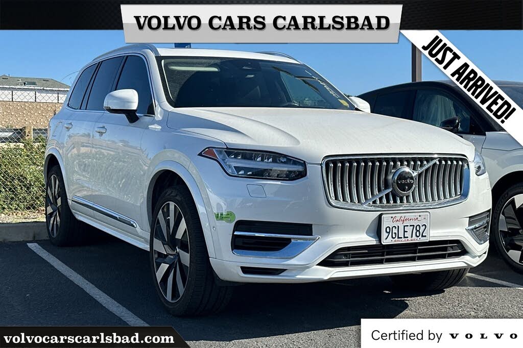 2023 Volvo XC90 Recharge T8 Ultimate Bright Theme 6-Passenger eAWD