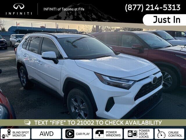 2025 Toyota RAV4 Hybrid XLE AWD