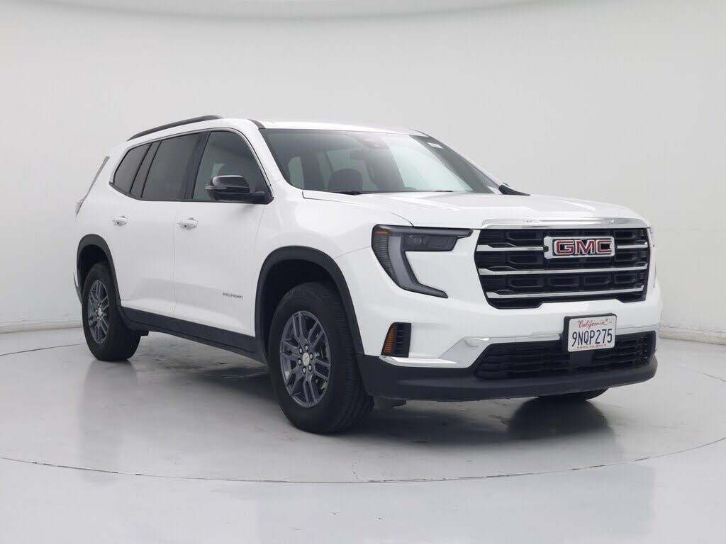2025 GMC Acadia Elevation FWD