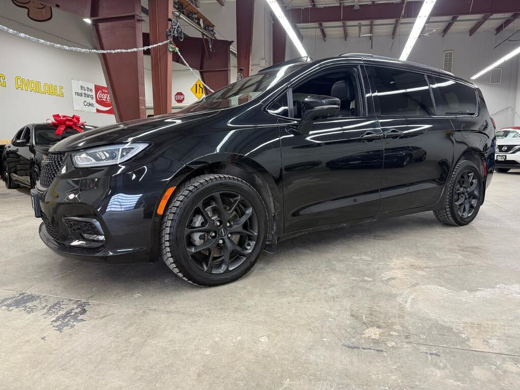 2021 Chrysler Pacifica Limited AWD