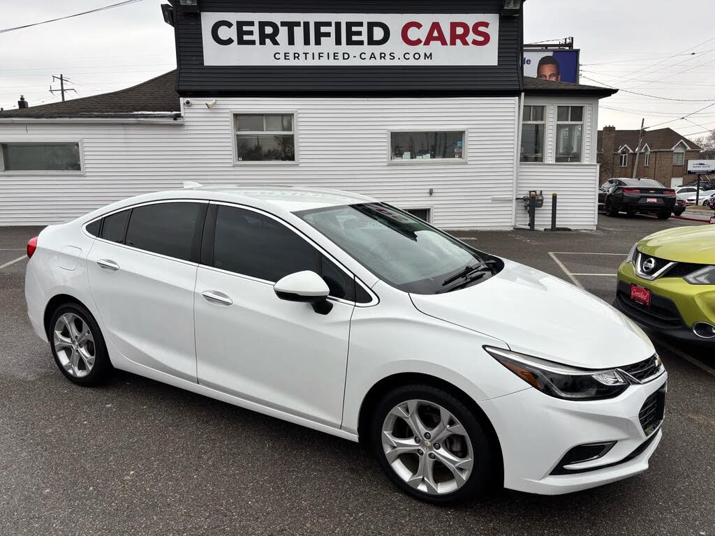 2018 Chevrolet Cruze Premier Sedan FWD