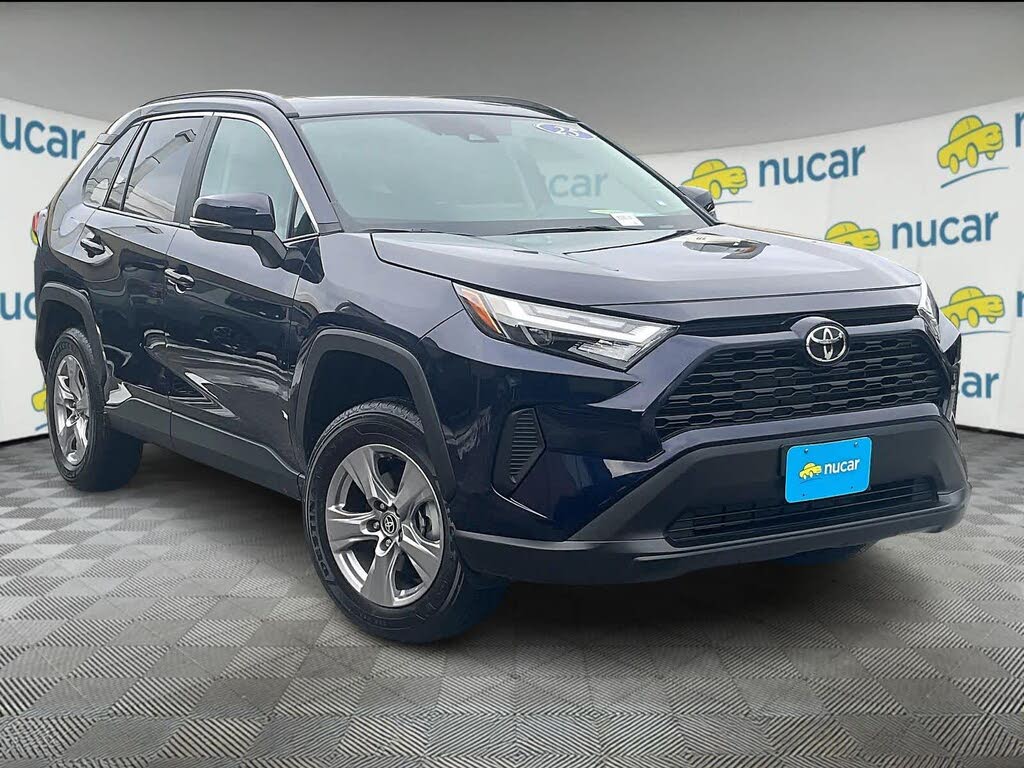 2025 Toyota RAV4 XLE AWD