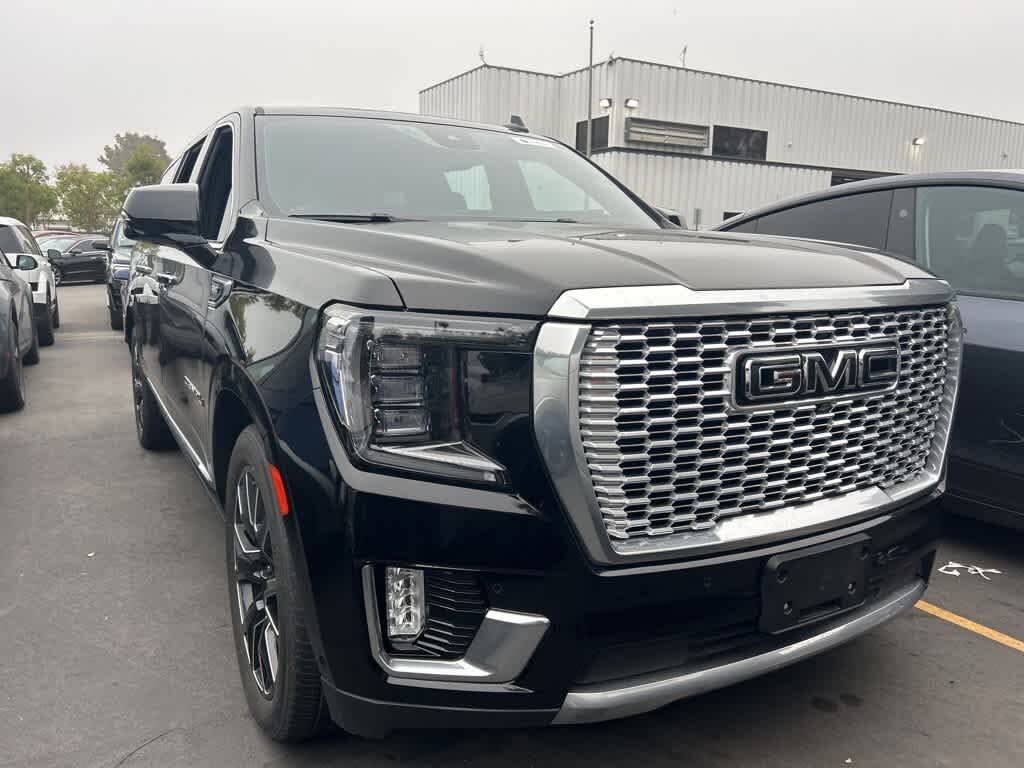 2023 GMC Yukon XL Denali 4WD