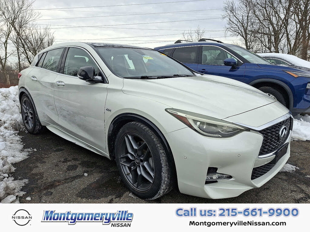 2018 INFINITI QX30 Sport FWD