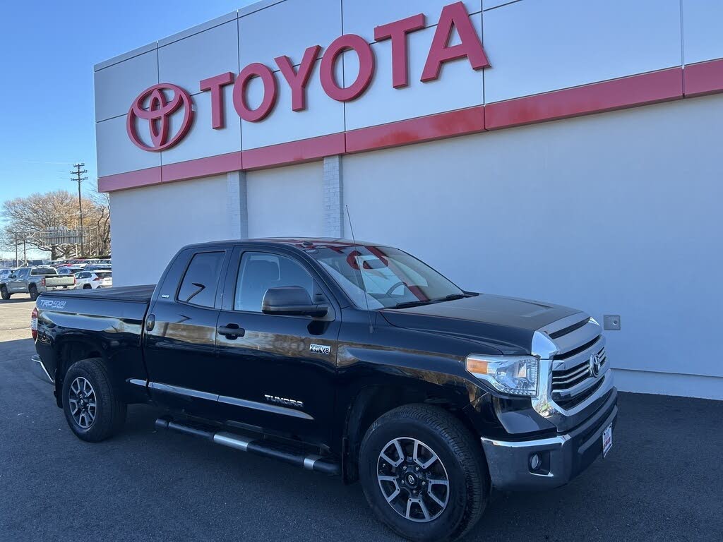 2016 Toyota Tundra SR5 Double Cab 5.7L 4WD