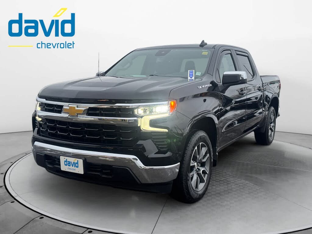 2023 Chevrolet Silverado 1500 LT Crew Cab 4WD