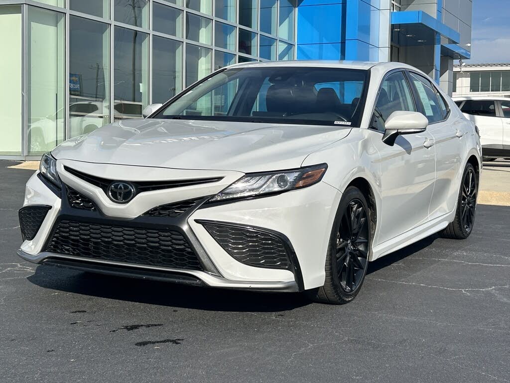2024 Toyota Camry XSE FWD