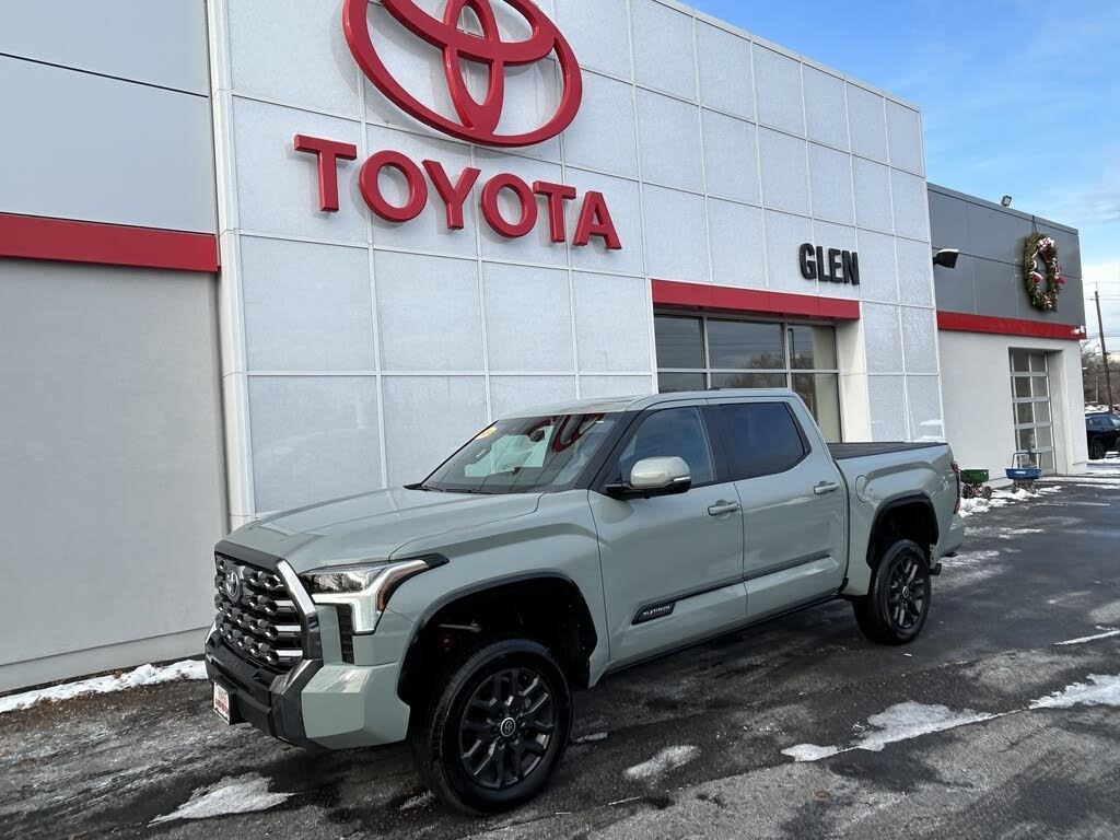 2024 Toyota Tundra Platinum CrewMax Cab 4WD