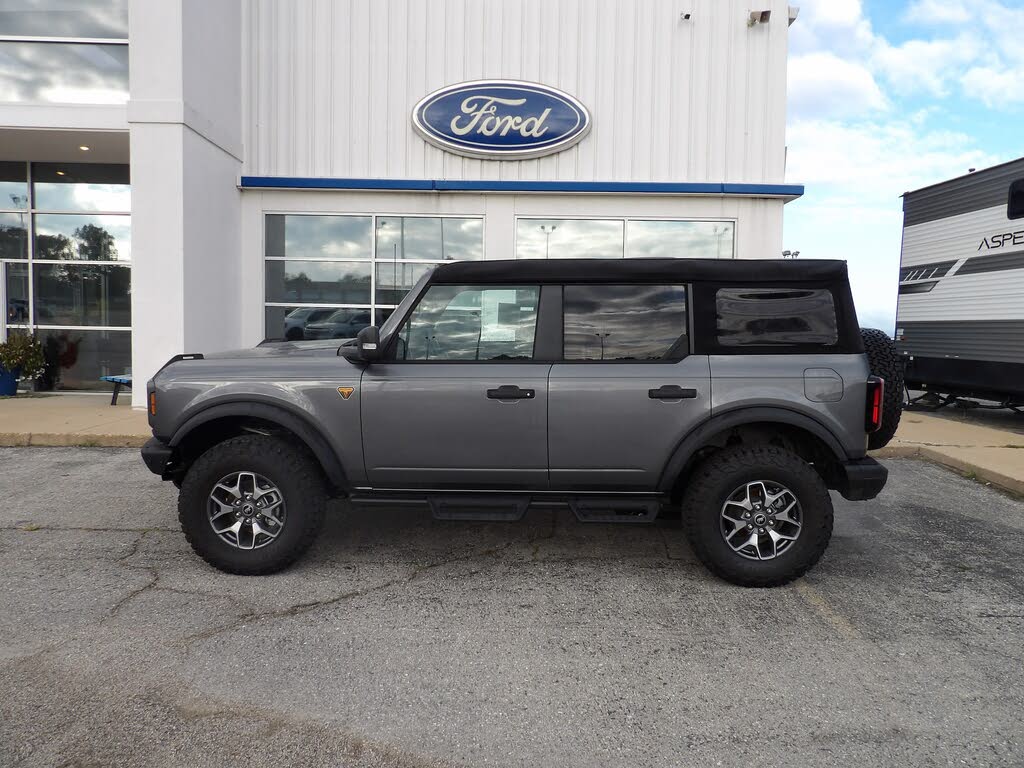 2024 Ford Bronco Badlands 4-Door 4WD