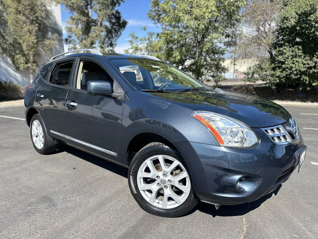 2012 Nissan Rogue SV with SL AWD