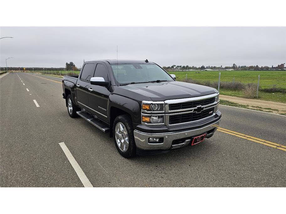 2014 Chevrolet Silverado 1500 LTZ Z71 Crew Cab 4WD