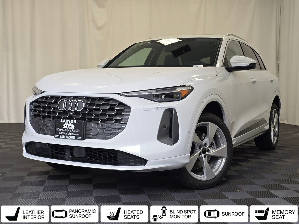 2025 Audi Q5 quattro Premium Plus 40 TFSI