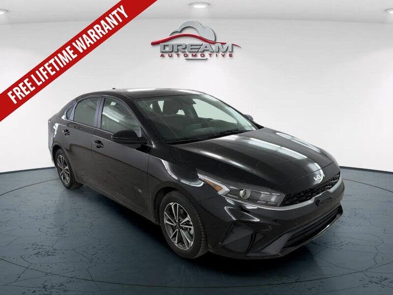 2024 Kia Forte LXS FWD