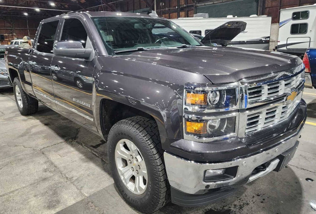 2015 Chevrolet Silverado 1500 LTZ Crew Cab 4WD