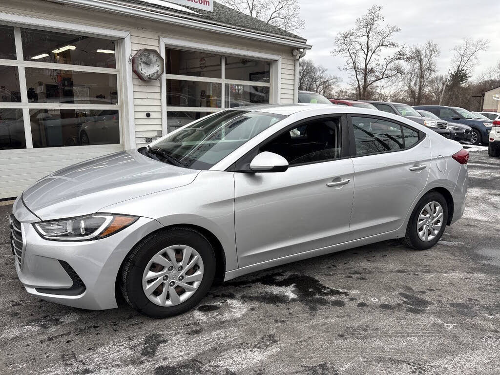 2018 Hyundai Elantra SE FWD