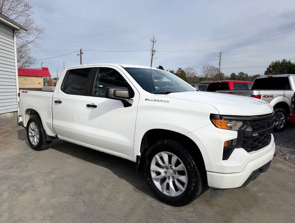 2022 Chevrolet Silverado 1500 Custom Crew Cab 4WD