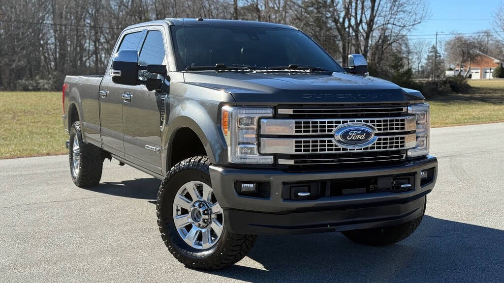 2017 Ford F-350 Super Duty Platinum Crew Cab LB 4WD