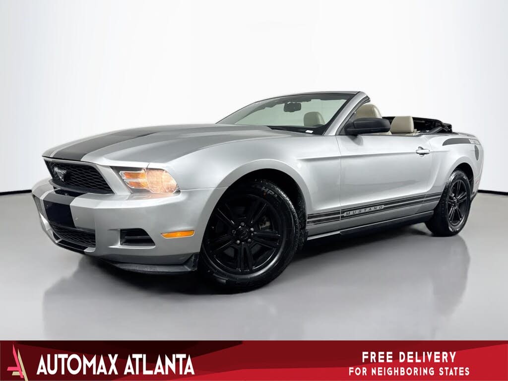 2011 Ford Mustang V6 Convertible RWD