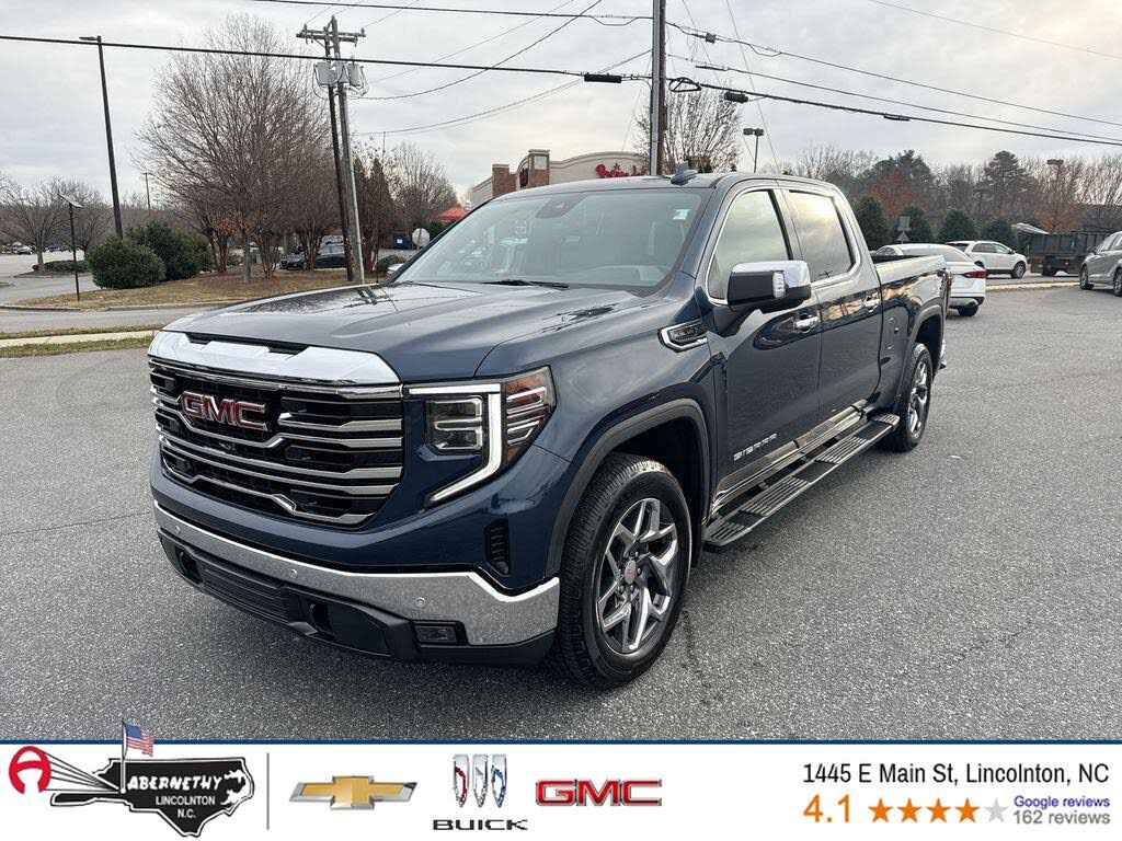 2022 GMC Sierra 1500 SLT Crew Cab 4WD