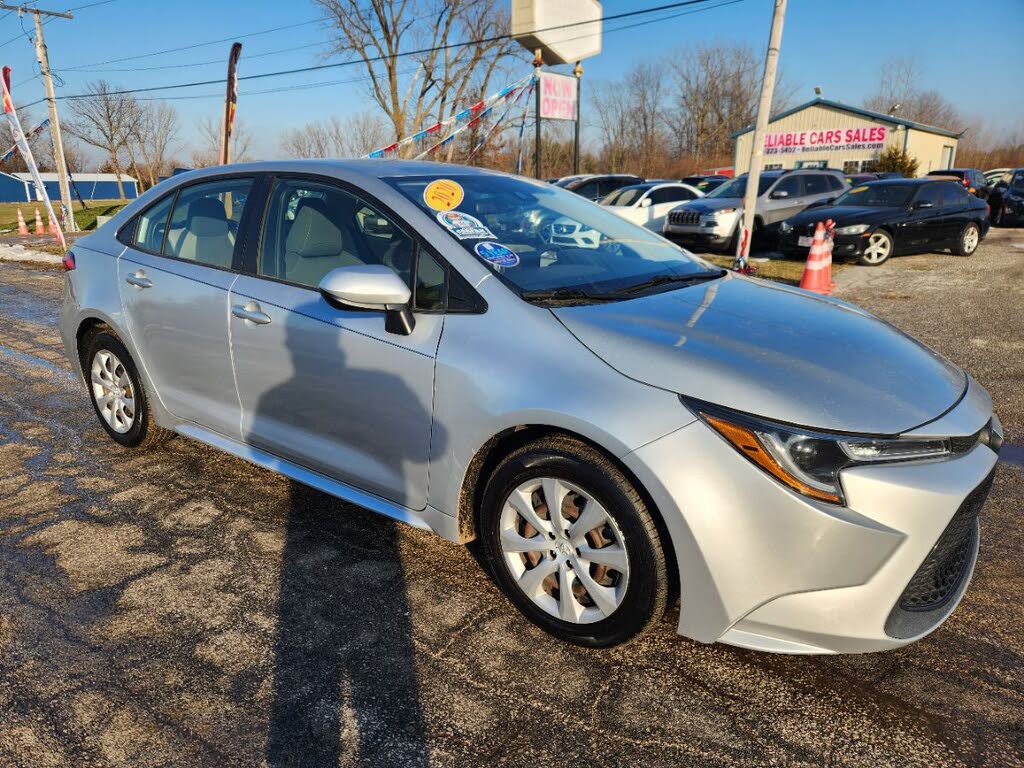 2020 Toyota Corolla LE FWD