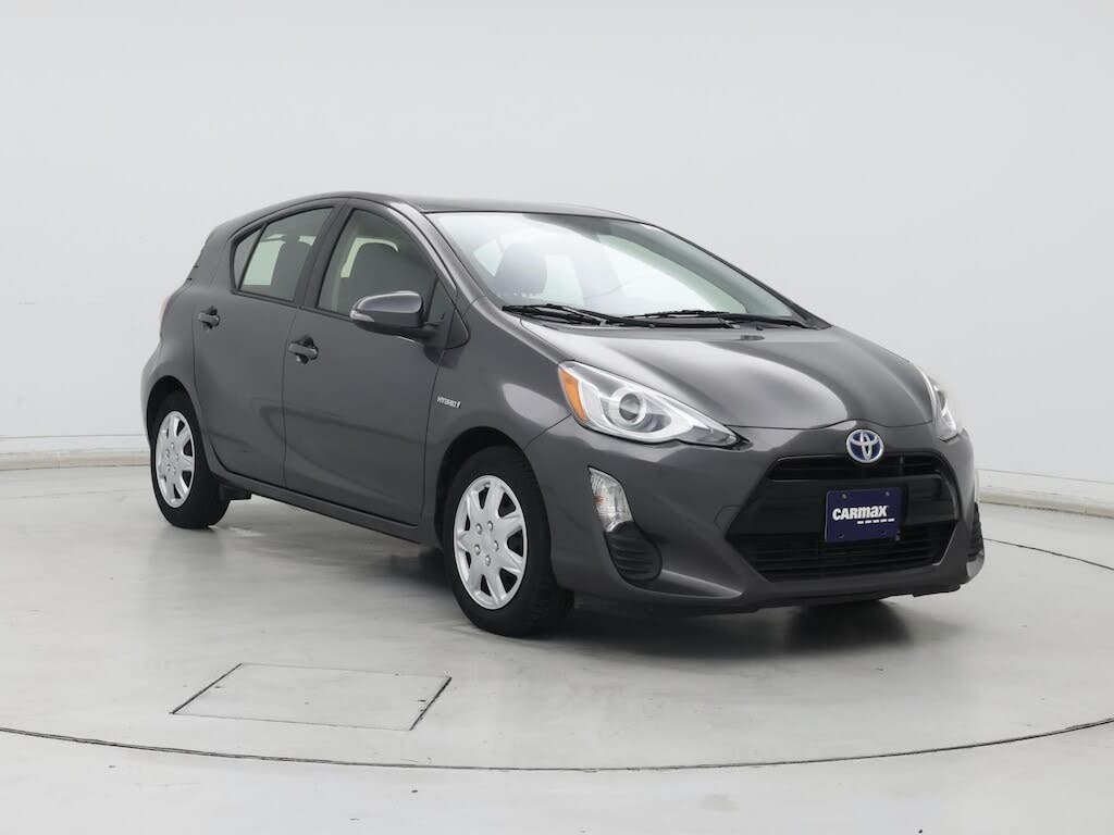 2016 Toyota Prius c Two