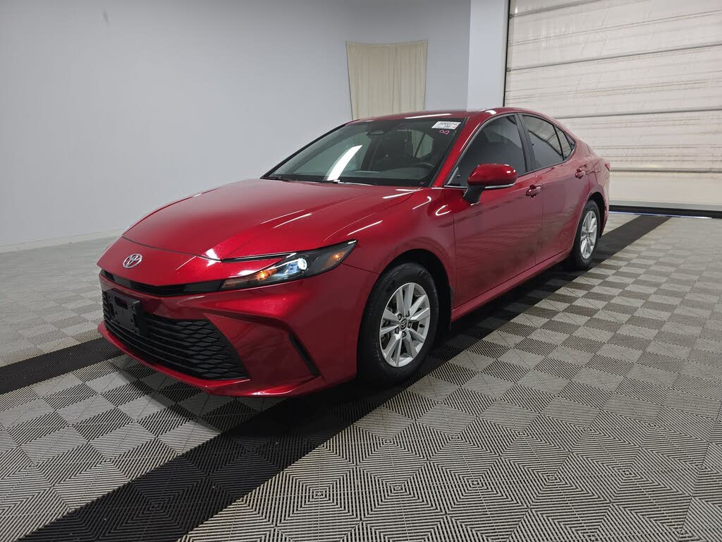 2025 Toyota Camry LE AWD