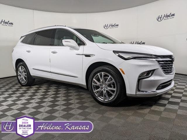 2024 Buick Enclave Essence FWD