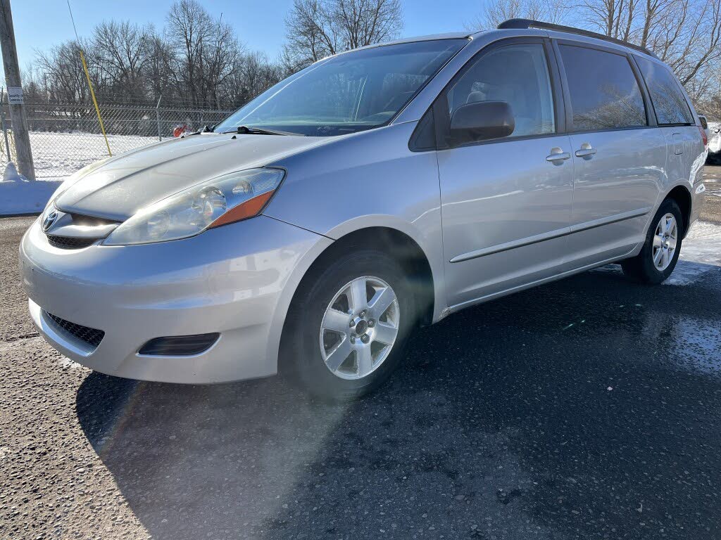 2007 Toyota Sienna CE 7-Passenger