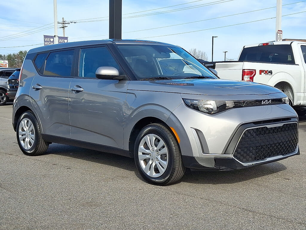 2023 Kia Soul LX FWD