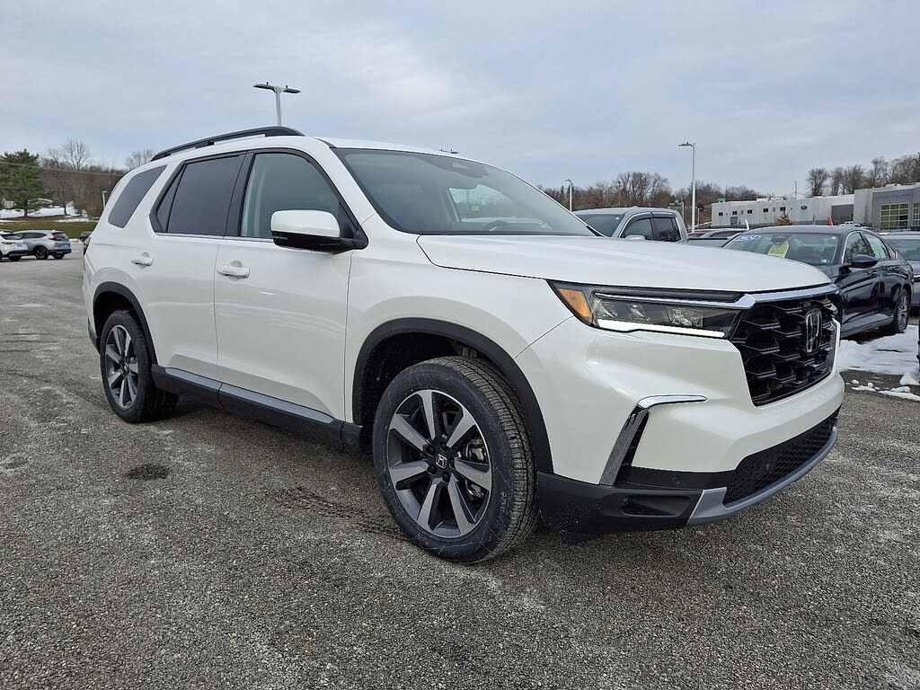 2025 Honda Pilot Touring AWD